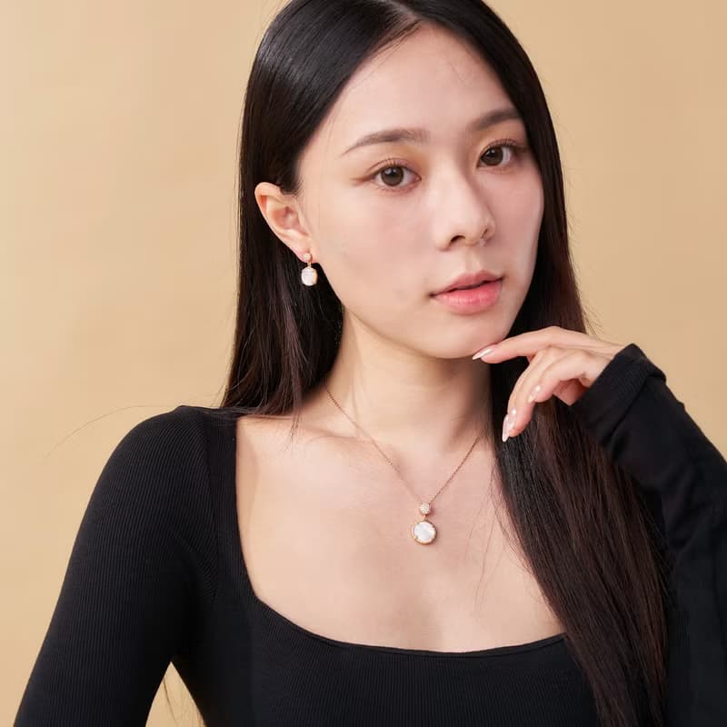 微鑲鋯石貝殼項鍊 (珍珠母貝)共兩色