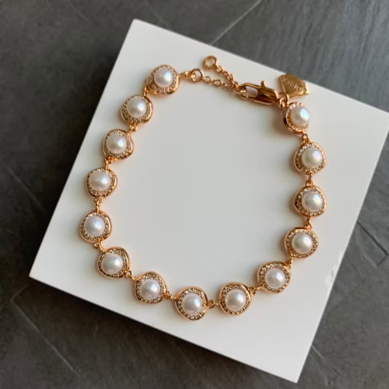 閃耀霓光珍珠手鍊 (共兩色)