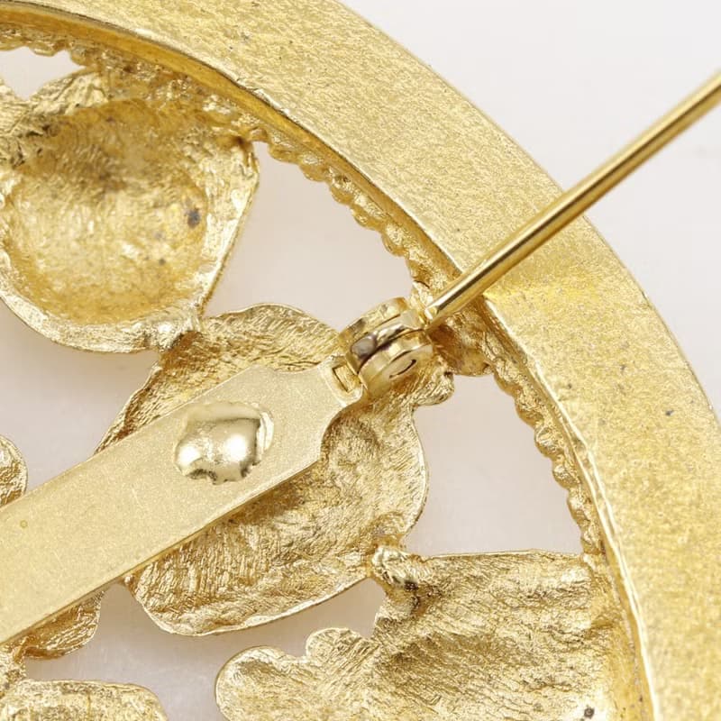 【日本直送】クリスチャンディオール Dior パフュームボトル ブローチ 香水モチーフ  金メッキ 約17.0g レディース【中古】