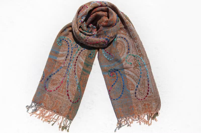羊絨毯刺繡羊毛披肩/針織圍巾/刺繡圍巾/羊絨披巾/喀什米爾Cashmere 聖誕禮物 情人節禮物 交換禮物 生日禮物-花