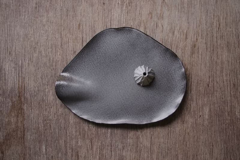 泥灰色 線香盤 / 薰香 / 陶瓷器物