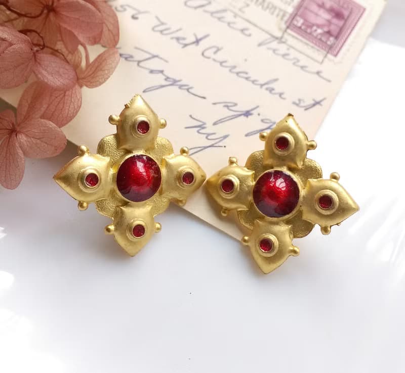 Vintage Jewelry 西洋古董飾品 紅琺瑯 啞光 聖十字 針式耳環