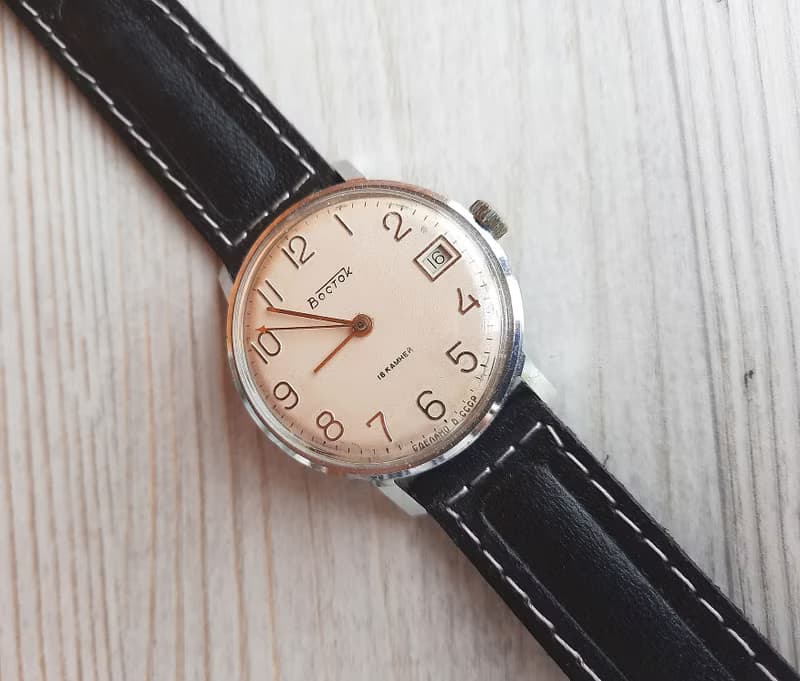 Vostok 2214 18 jewels mens wind up watch Wostok Soviet wristwatch vintage USSR