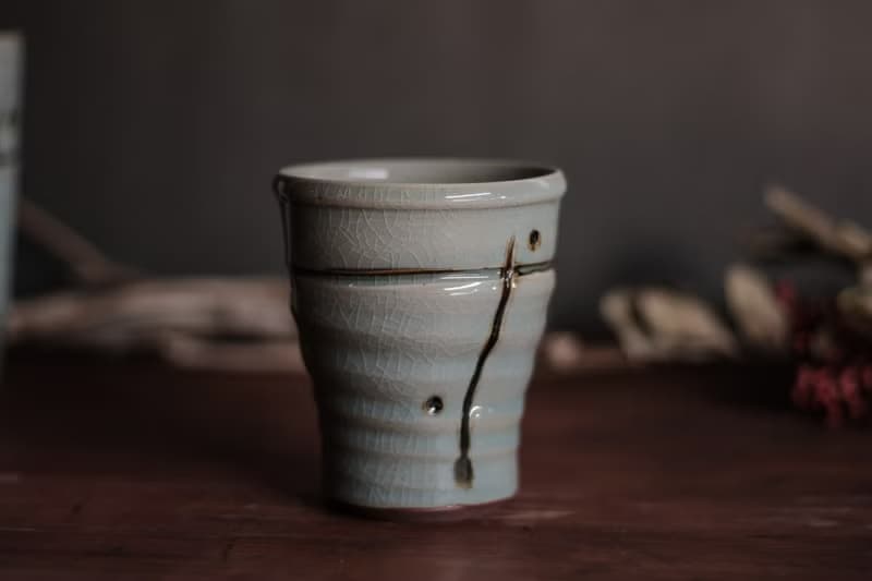 青瓷水杯 l 繪鐵刻紋 l 200ml茶杯