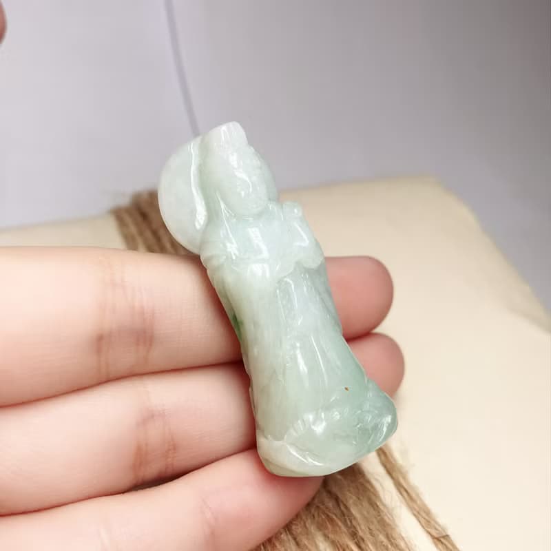 飄綠花翡翠媽祖 | 天然緬甸A貨翡翠 | 送禮