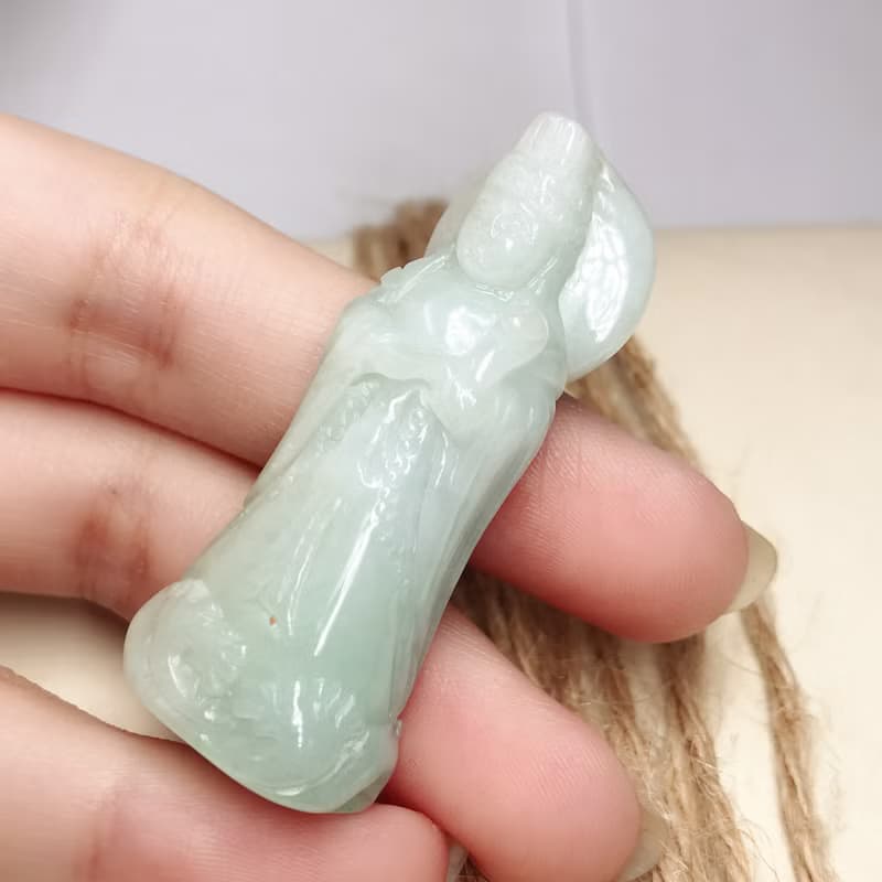 飄綠花翡翠媽祖 | 天然緬甸A貨翡翠 | 送禮