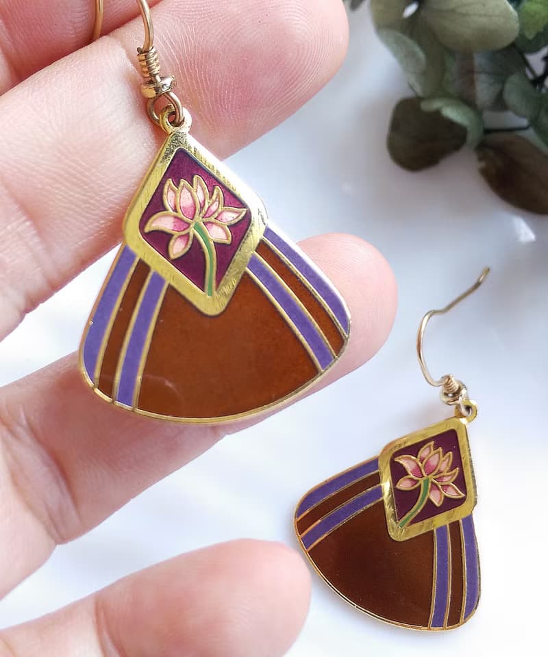 Vintage Jewelry 西洋古董飾品 Laurel Burch   浮蓮 勾針式耳環
