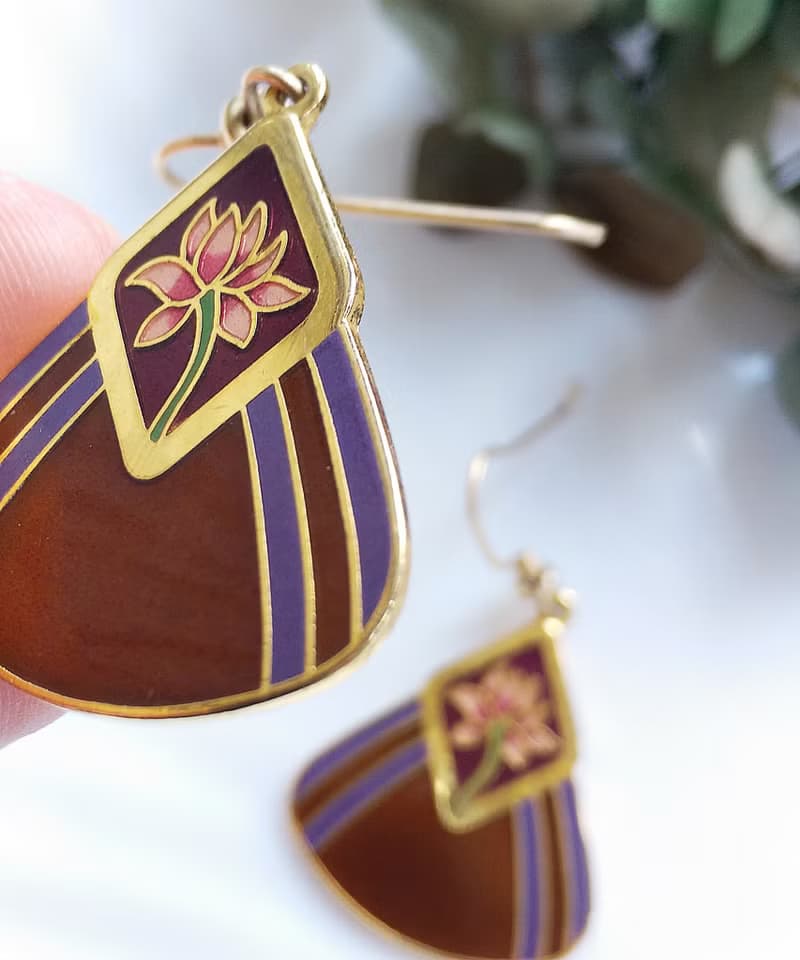 Vintage Jewelry 西洋古董飾品 Laurel Burch   浮蓮 勾針式耳環