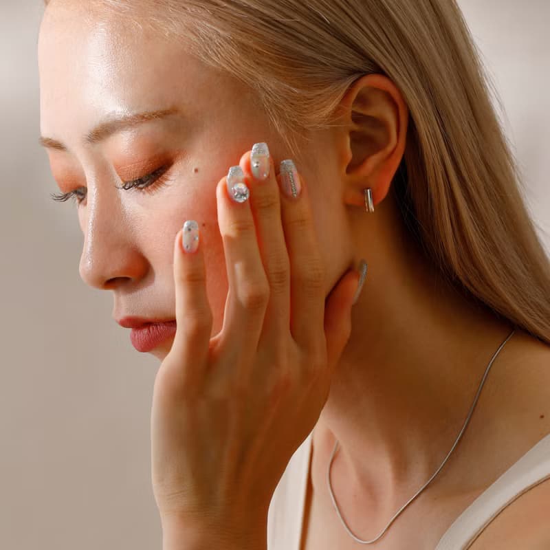 scoop-line loop-fit earring SV　ループフィットイヤリング　スタイリッシュでシンプルなデザイン 　シルバー　ロジウム