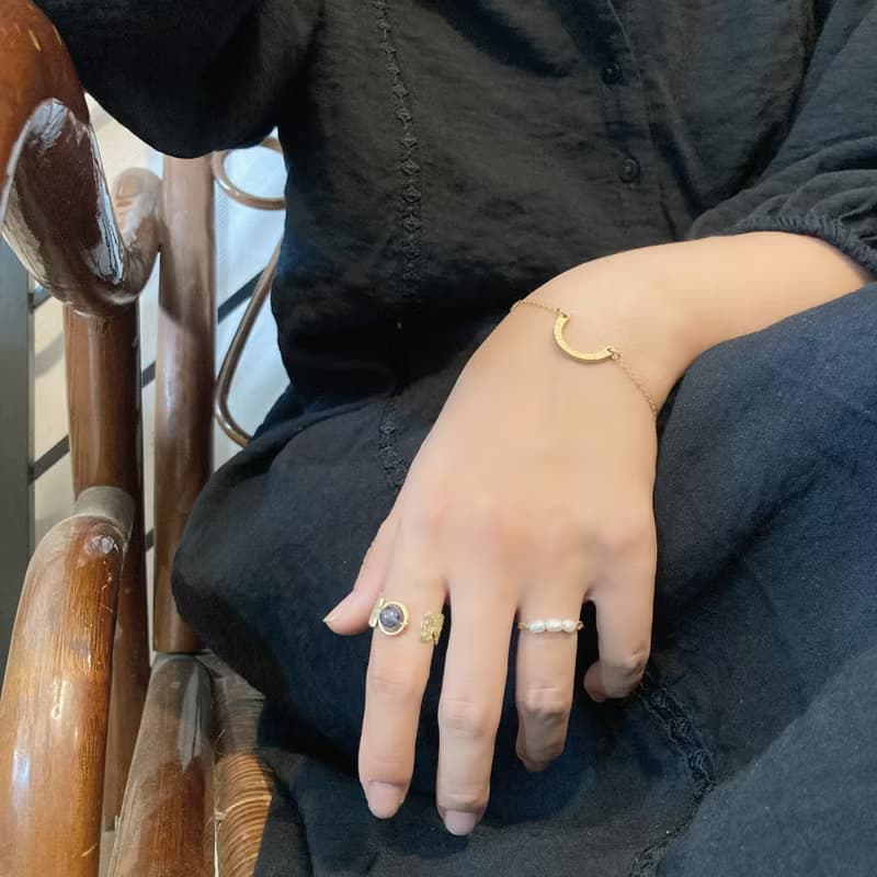 老林雜貨 | U型敲紋黃銅手鍊