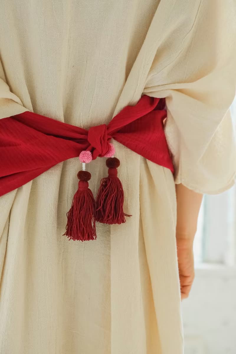 OMAKE 雙層紗流蘇圍巾 聖誕紅