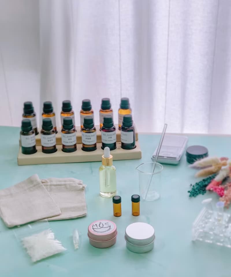 【 DIY材料包 】居家體驗手作香氛 固態香水 | 香膏  |  兩款香味
