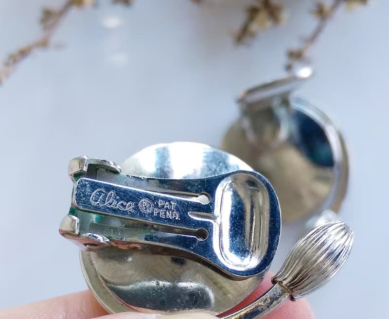 Vintage Jewelry 西洋古董飾品 Alice  銀色調 枝枒 夾式耳環