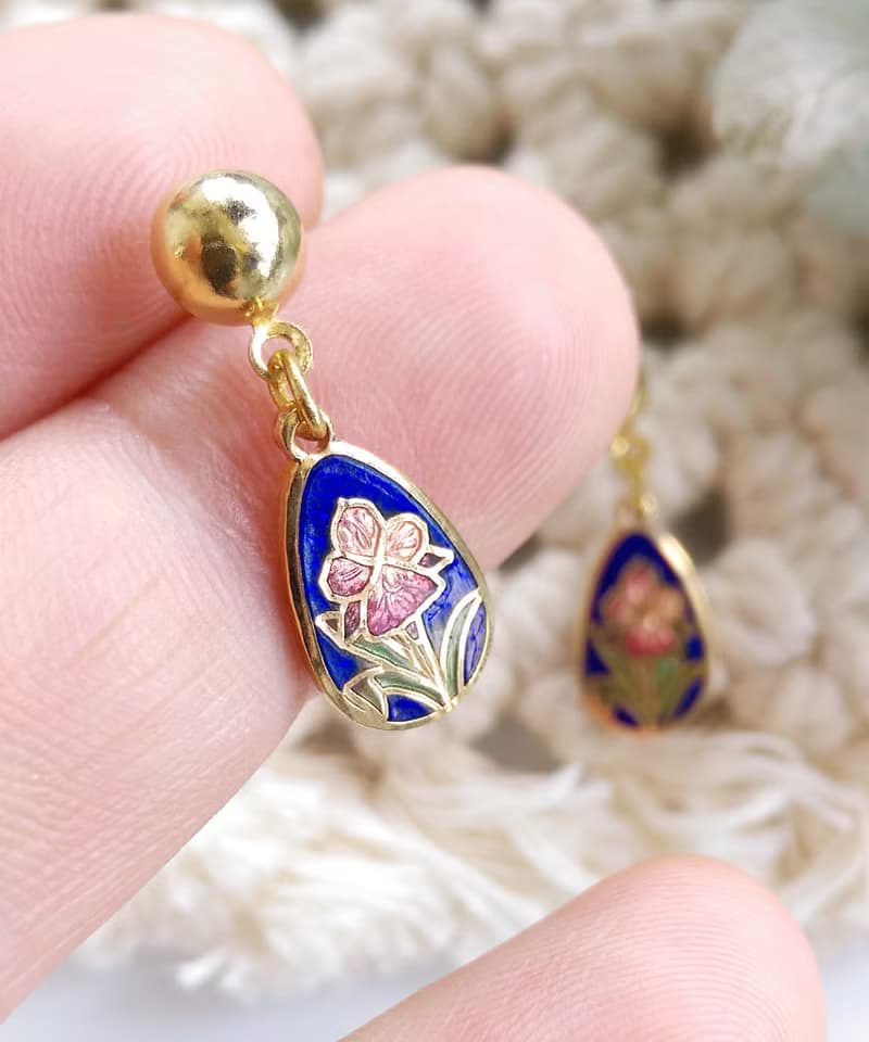 Vintage Jewelry 西洋古董飾品 景泰藍 水滴 藍底 花卉 針式耳環