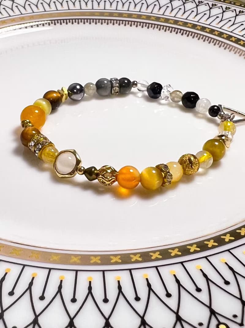 【維納斯的誕生】黃玉髓 白水晶 白玉髓 拉長石 鷹眼石 水晶手鍊