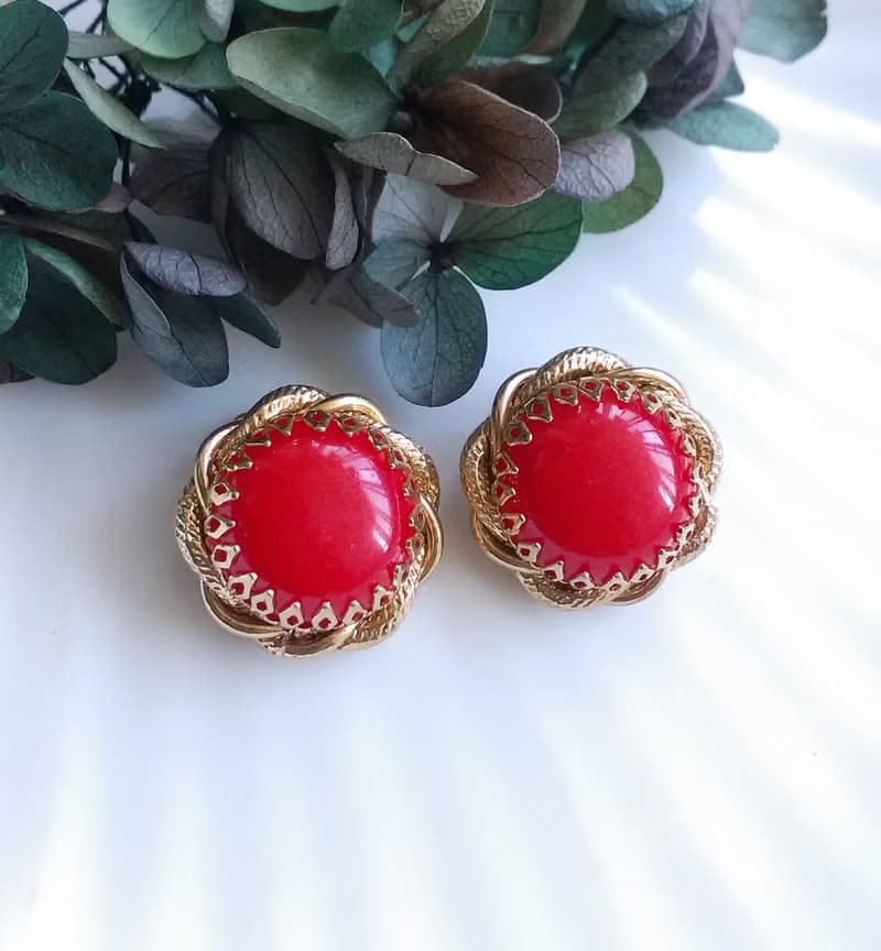 Vintage Jewelry 西洋古董飾品 紅色調 麻花金框 夾式耳環