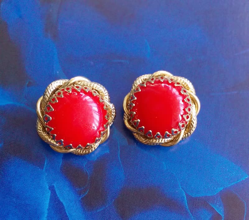 Vintage Jewelry 西洋古董飾品 紅色調 麻花金框 夾式耳環