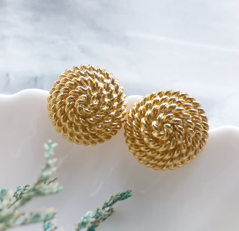 Vintage Jewelry 西洋古董飾品 MONET 金色調 螺旋圓 針式耳環