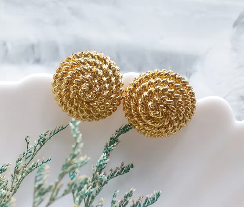 Vintage Jewelry 西洋古董飾品 MONET 金色調 螺旋圓 針式耳環