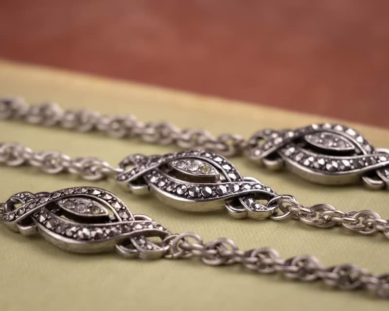 美國Avon品牌古董 1992年Heirloom Classic系列 仿白鐵礦古銀手鍊