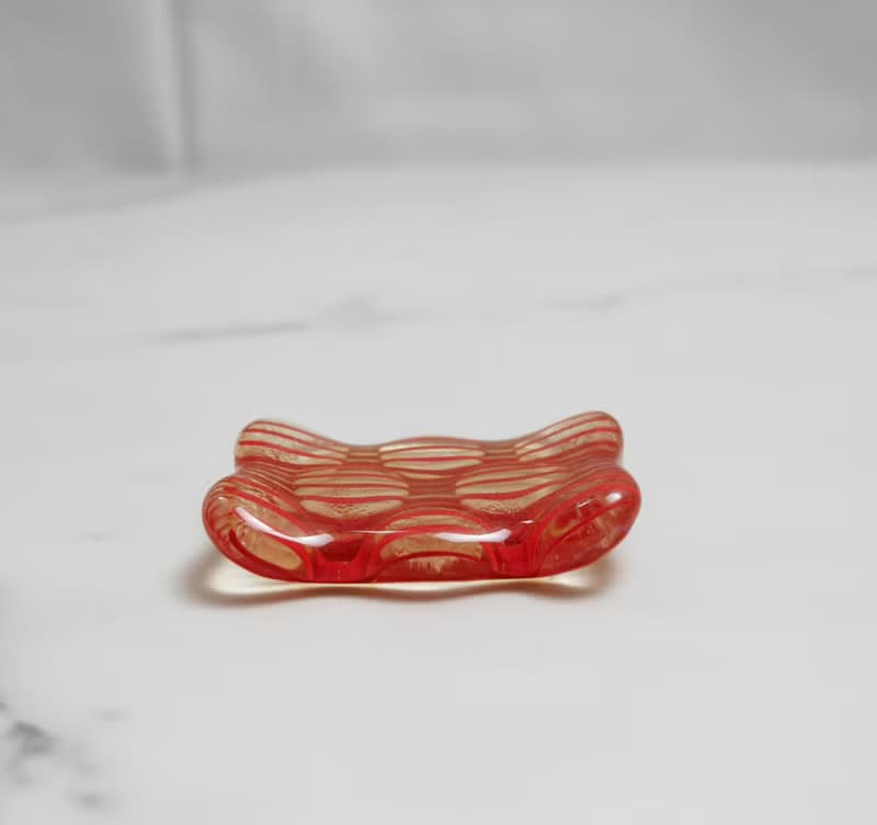 O6 餐桌上的生活工藝 – 琉璃餐具架(紅) 一組2個