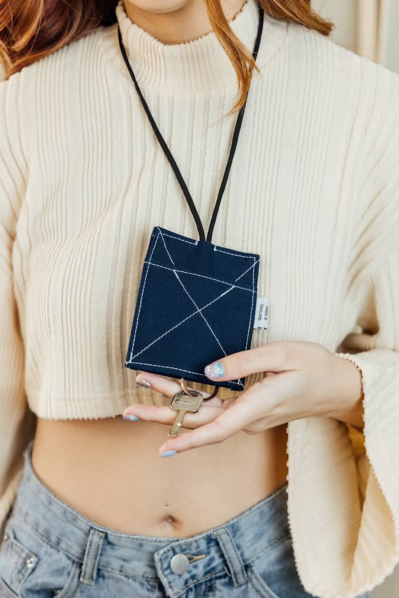 JUNIOR KEY HOLDER : NAVY