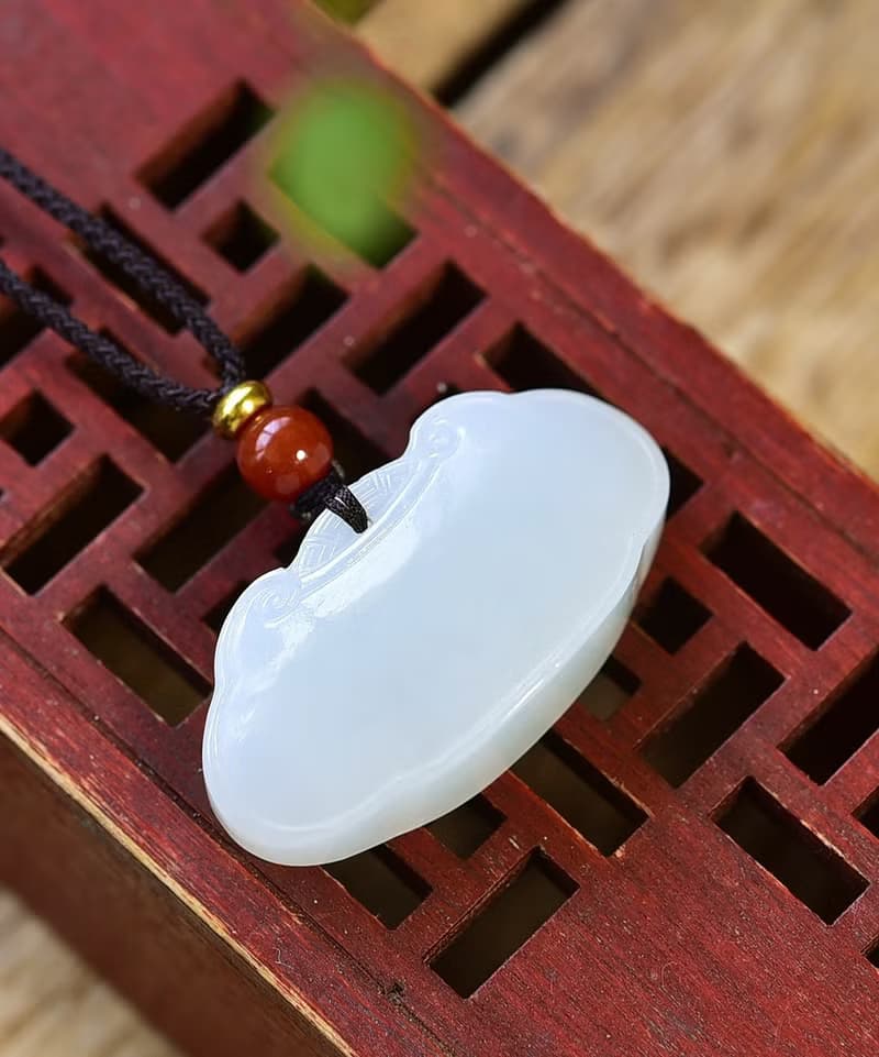 秒殺價 天然新疆和田玉羊脂玉如意鎖吊墜 玉質細膩