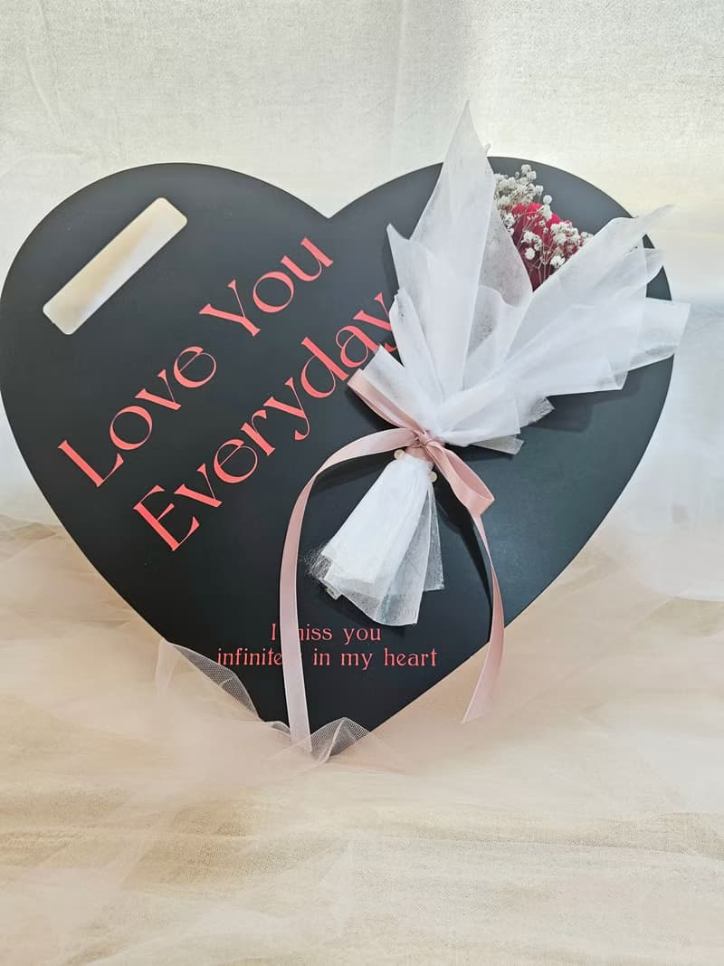 畢業禮•小花束愛心手提板