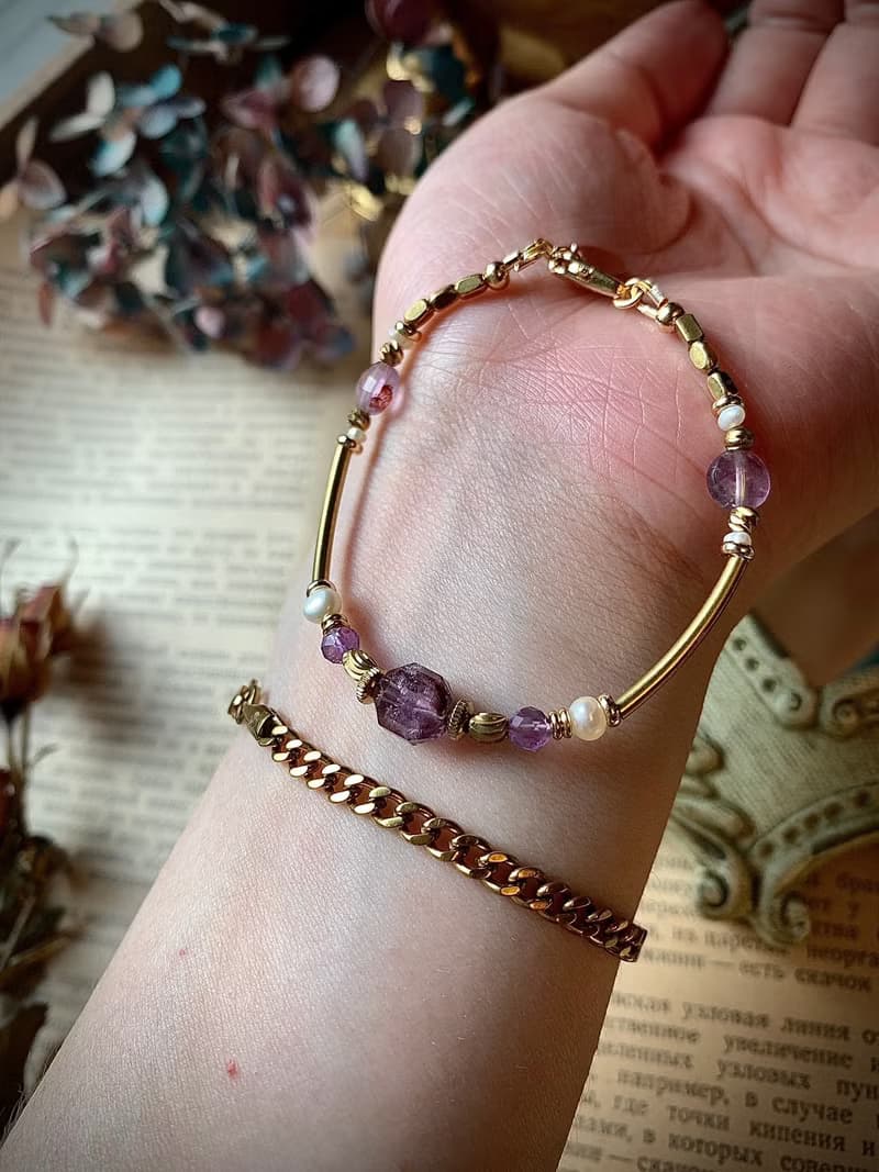 -收藏家-天然水晶手鍊 紫幽靈 天然淡水珍珠 復古黃銅手鍊