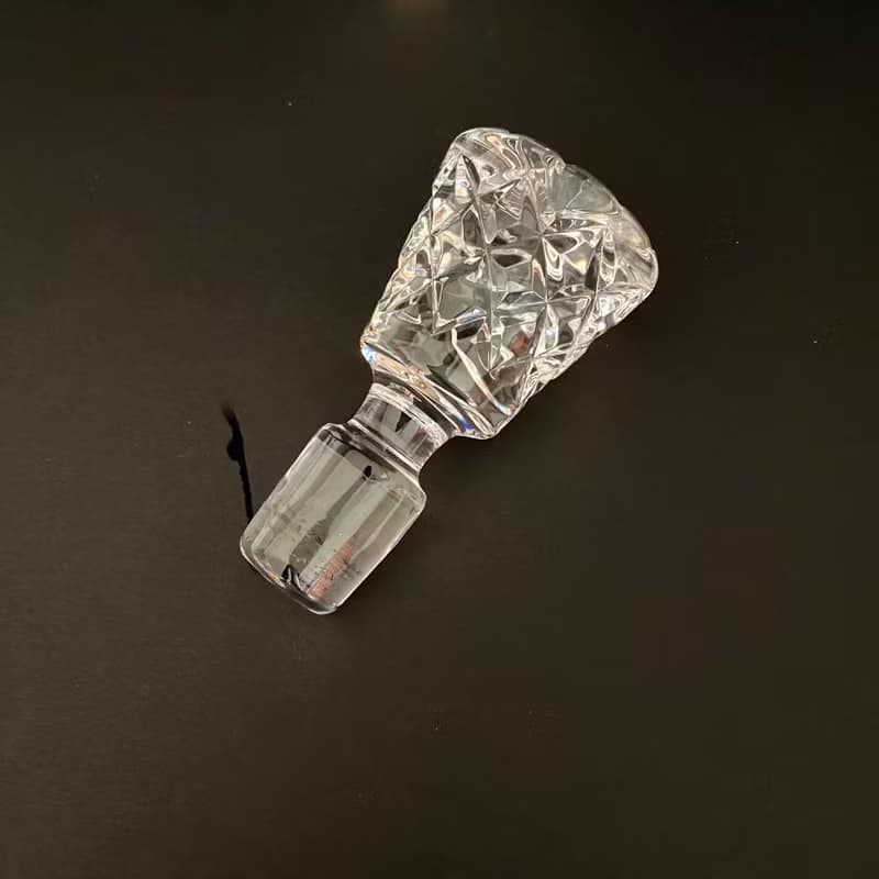 法國 MARQUISE DE JEGONRAS 帶塞水晶酒杯和玻璃水瓶 |  1980