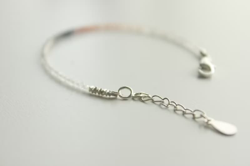 【純銀極細手鍊】月光石/藍寶石/草莓晶/太陽石/設計師手作商