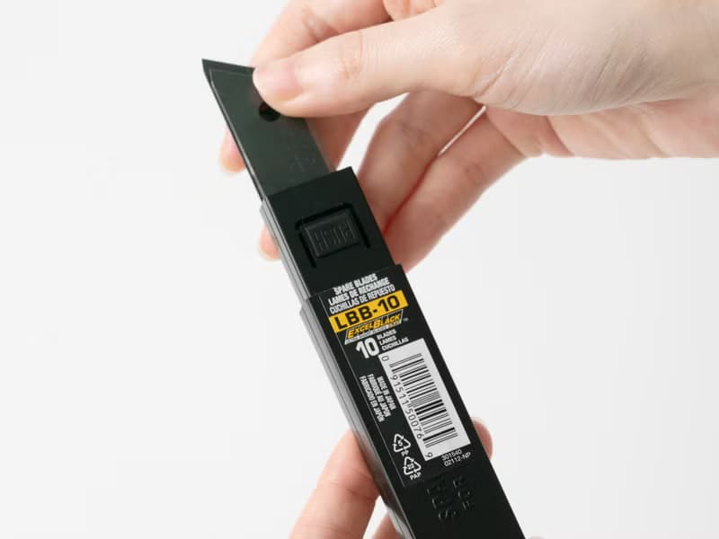 OLFA 18mm大美工刀片 10片入 黑銀兩色