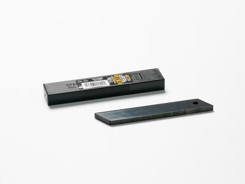 OLFA 18mm大美工刀片 10片入 黑銀兩色