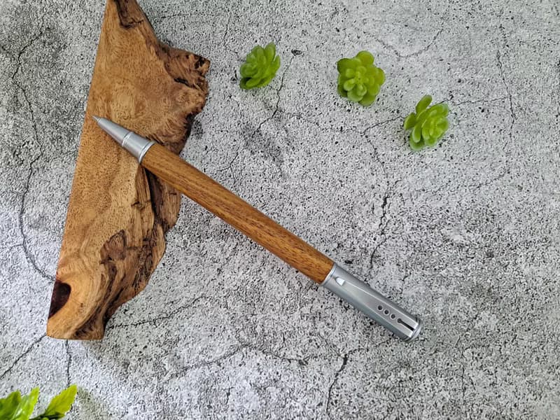 綠檀木 原木 手工筆 鋼珠筆( 拔蓋式)