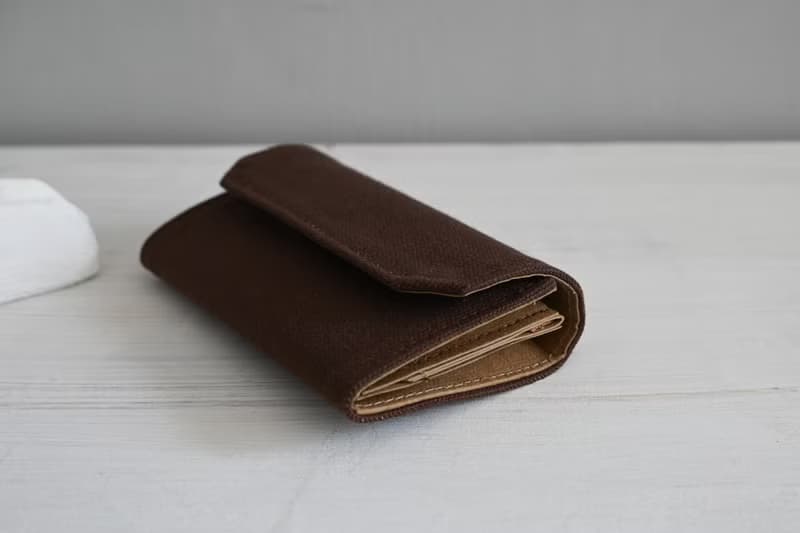 黑巧克力色/咖啡色 帆布包 可水洗紙 零錢包 卡片夾 超輕手感40g