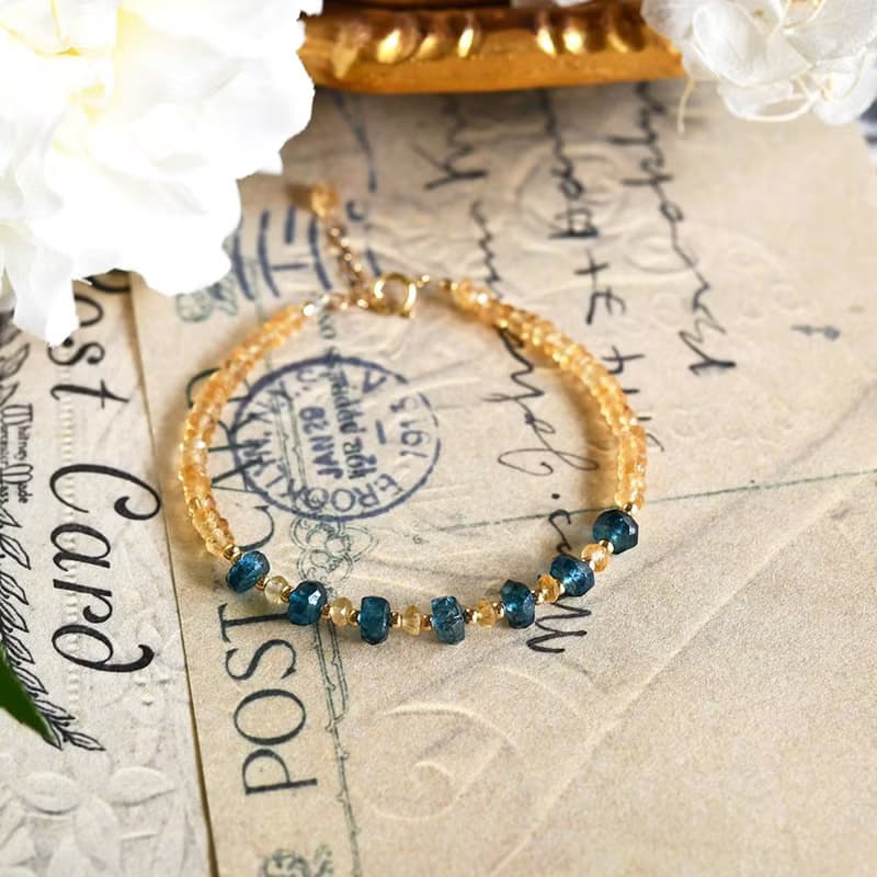 シトリンとロンドンブルートパーズのブレスレット　アジャスター付き 11月誕生石