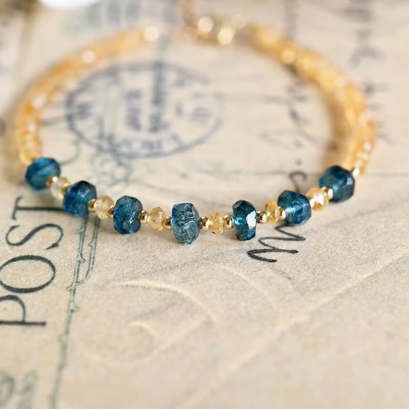 シトリンとロンドンブルートパーズのブレスレット　アジャスター付き 11月誕生石