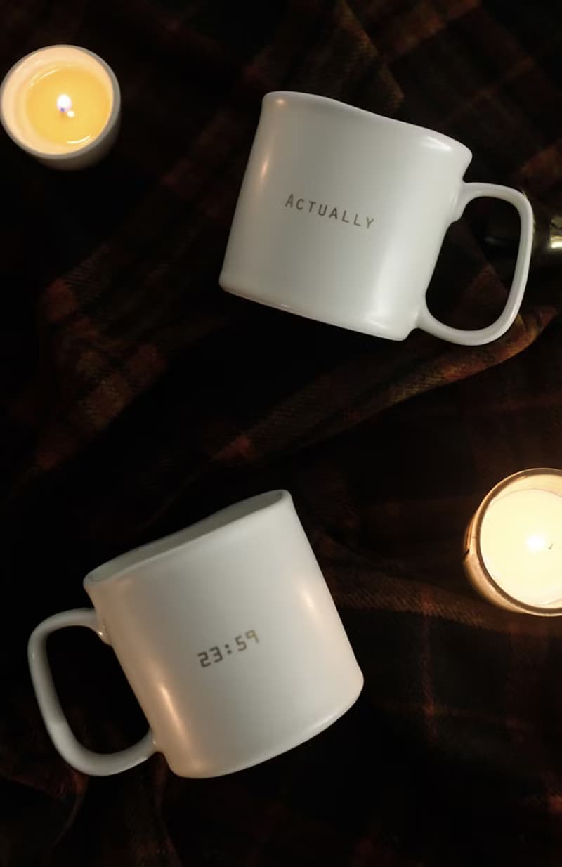 未來充滿和平和期待 節日杯 許願杯 手工陶瓷馬克杯 暖黃手寫字