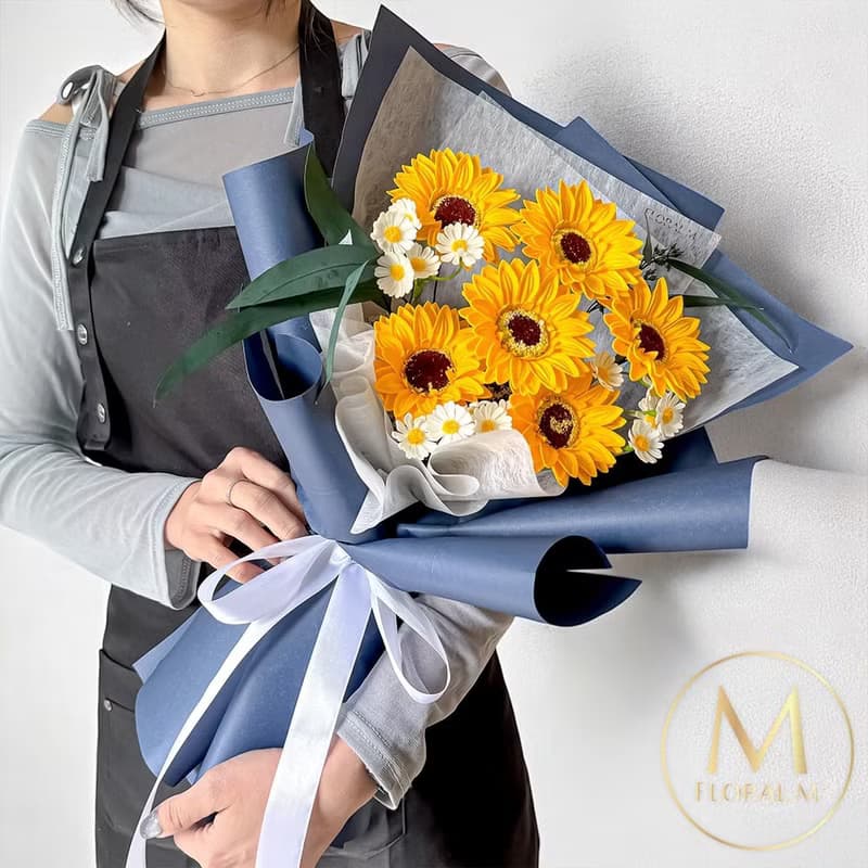 夏日最真摯的祝福向日葵香水花束