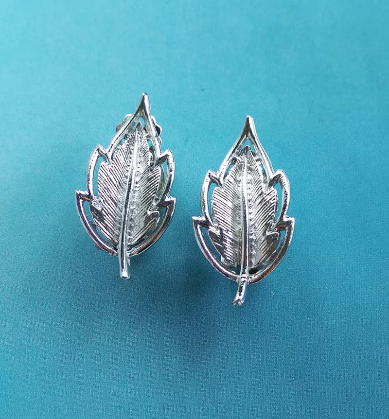 Vintage Jewelry 西洋古董飾品 銀色調 細緻 小葉 夾式耳環