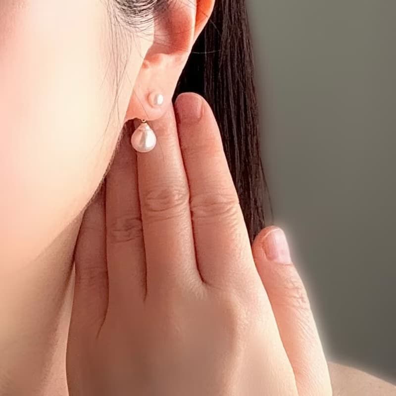 K18 スタッドピアス あこや真珠 パールピアス ドロップパール バロックパール　日本の真珠 pearl earrings 珍珠耳環 珍珠耳环 진주귀걸이