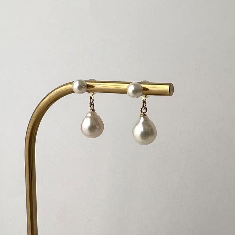K18 スタッドピアス あこや真珠 パールピアス ドロップパール バロックパール　日本の真珠 pearl earrings 珍珠耳環 珍珠耳环 진주귀걸이