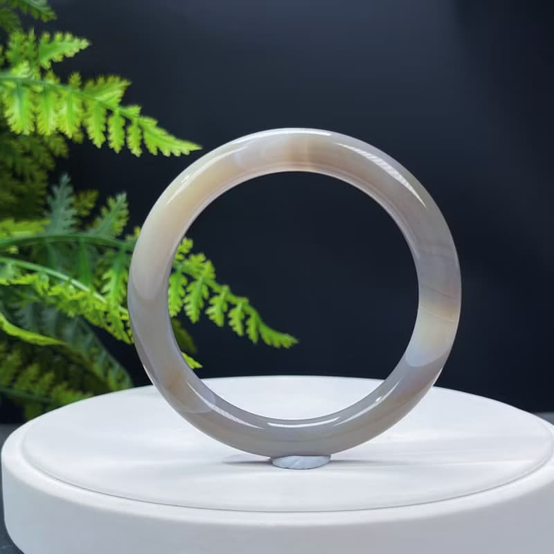 棕灰瑪瑙手鐲 56MM 冰潤漸變起光 飄花圓條 玉髓手環 減少負能量