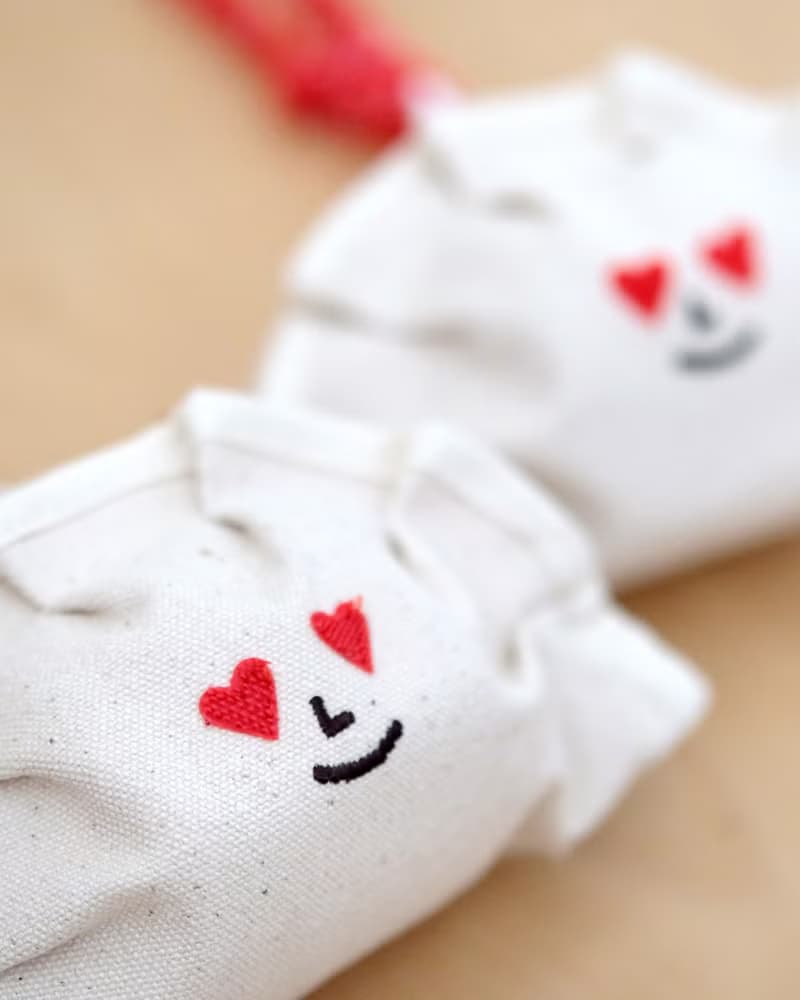 轉餃遇到愛/愛心水餃零錢包情侶組