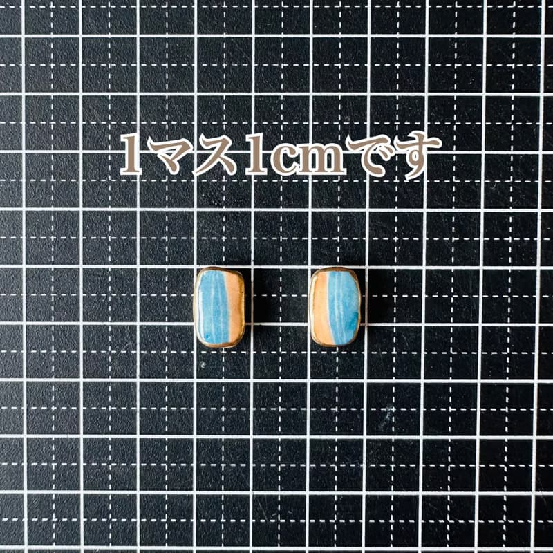 【再販】鮮やか 絵付 陶器 金継ぎ ピアス イヤリング ノンホールピアス シンプル 水色 ライトブルー オレンジ ゴールド 金 ブルー 青 ギフト プレゼント