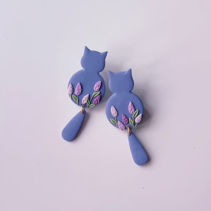 bi kitty//小貓咪薰衣草手工軟陶大耳環