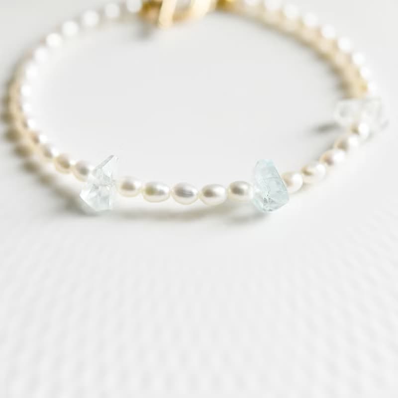 幸せな家庭を築,天使の石 アクアマリンと良質パールのマンテルブレスレット 3月誕生石