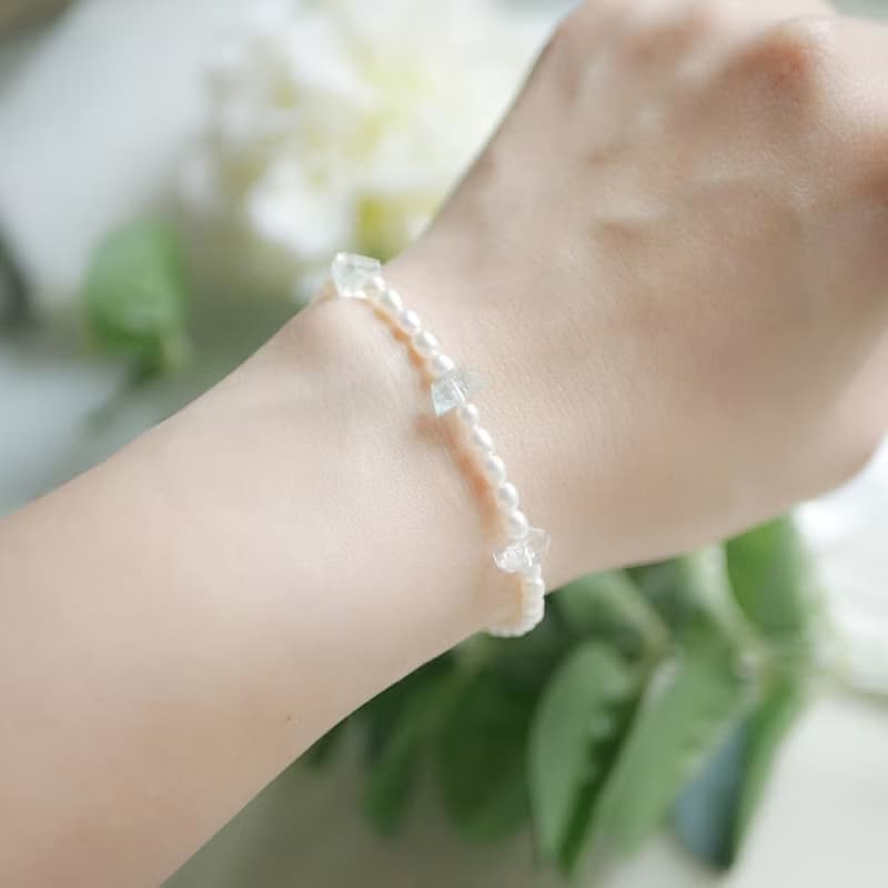 幸せな家庭を築,天使の石 アクアマリンと良質パールのマンテルブレスレット 3月誕生石