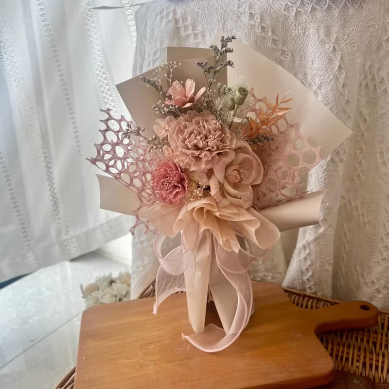 粉嫩小資款永生康乃馨花束 乾燥花束 母親節花束