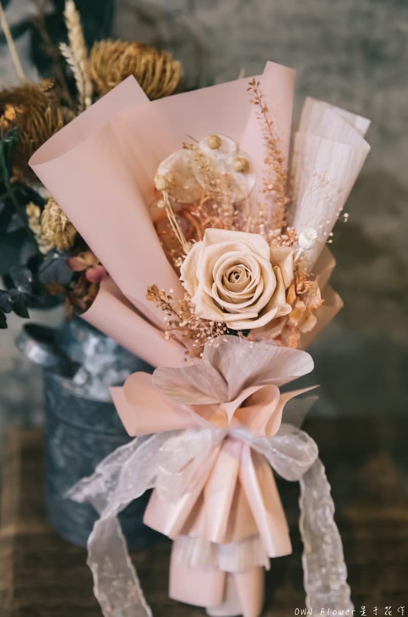 不凋花花束/單朵花束/永生花花束/生日花束/單朵玫瑰花/花束/玫瑰